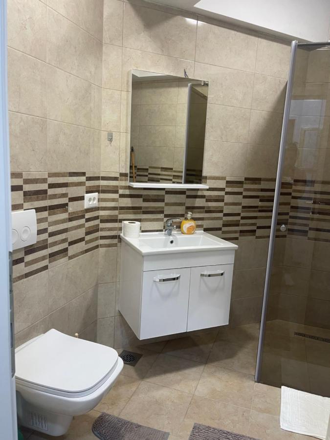 R&B Apartment City Center Ohrid Eksteriør billede